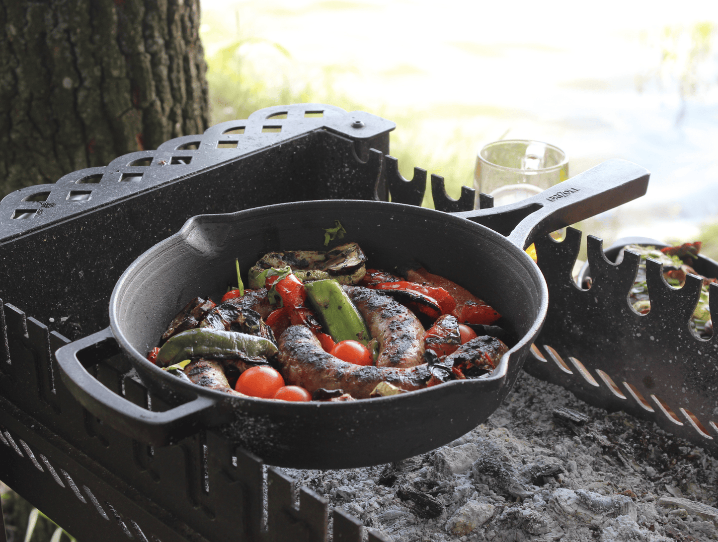26 cm Cast Iron Skillet with Cast Handle - 6 cm Depth