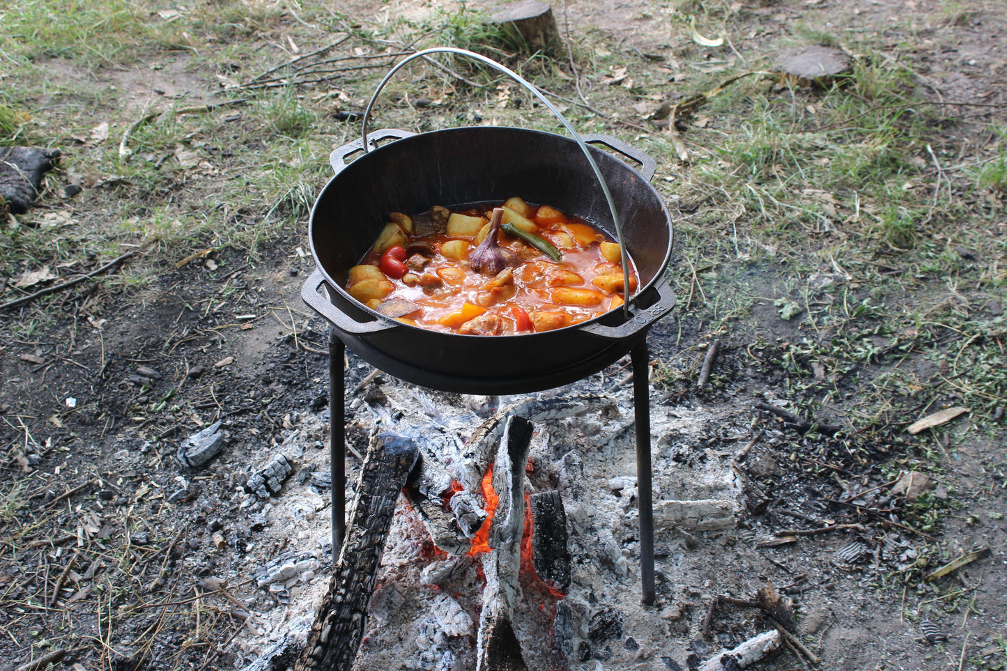 Cast Iron Asian Cauldron with Lid-Frying Pan 15L